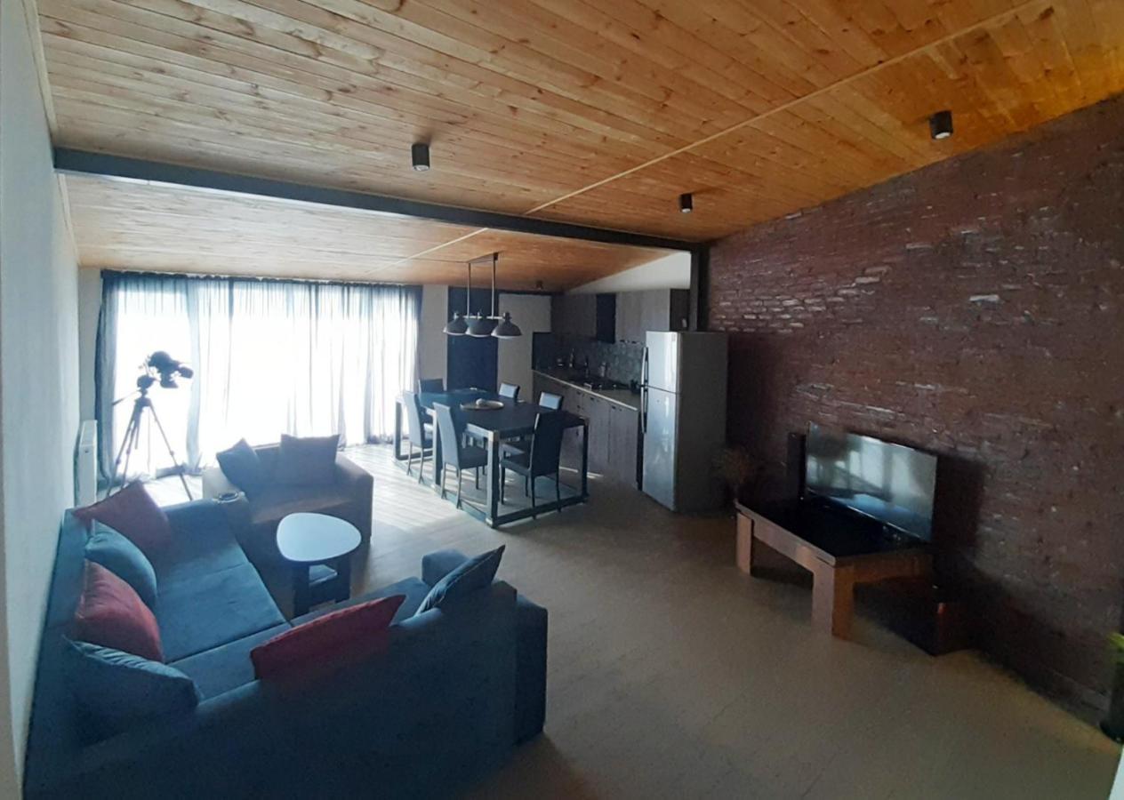 View Apartment Тбилиси Екстериор снимка