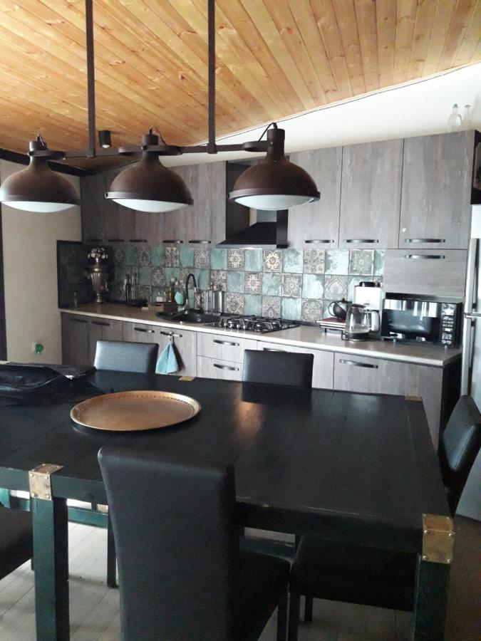 View Apartment Тбилиси Екстериор снимка